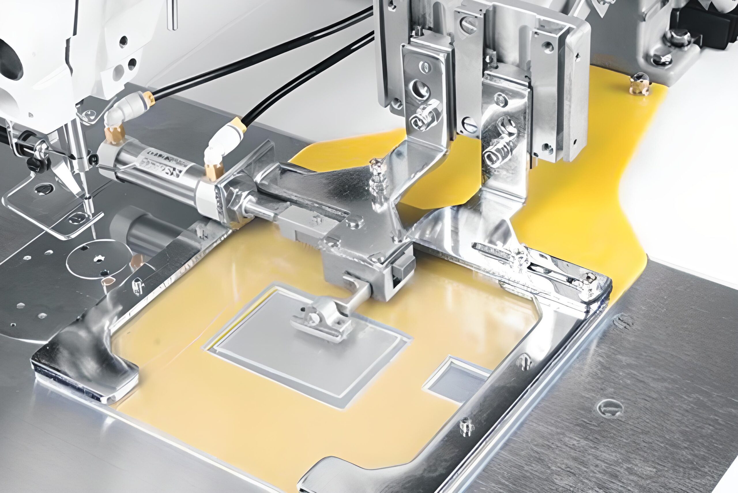 Швейная машина Jack JK-T1310F1-D для шиття по контуру