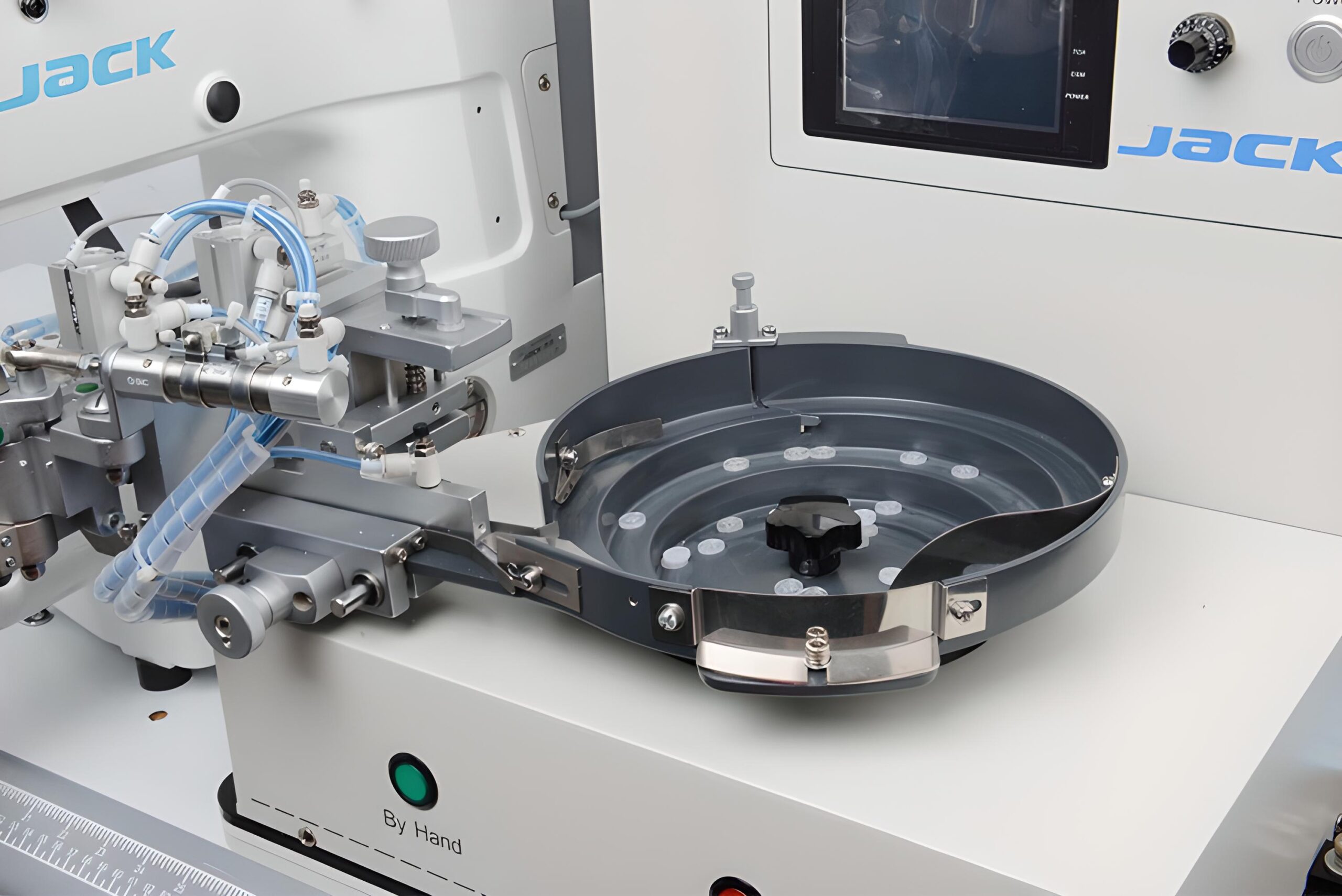 Швейна машина Jack JK-T1903A для пришивання ґудзиків