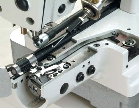 Швейна машина Juki DLN6390S для підшивання низу на джинсах