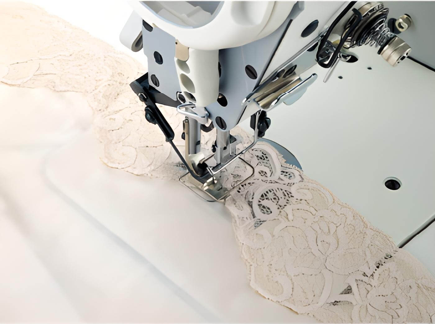 Швейна машина Juki LZ-2282N7WBAK83 зигзаг