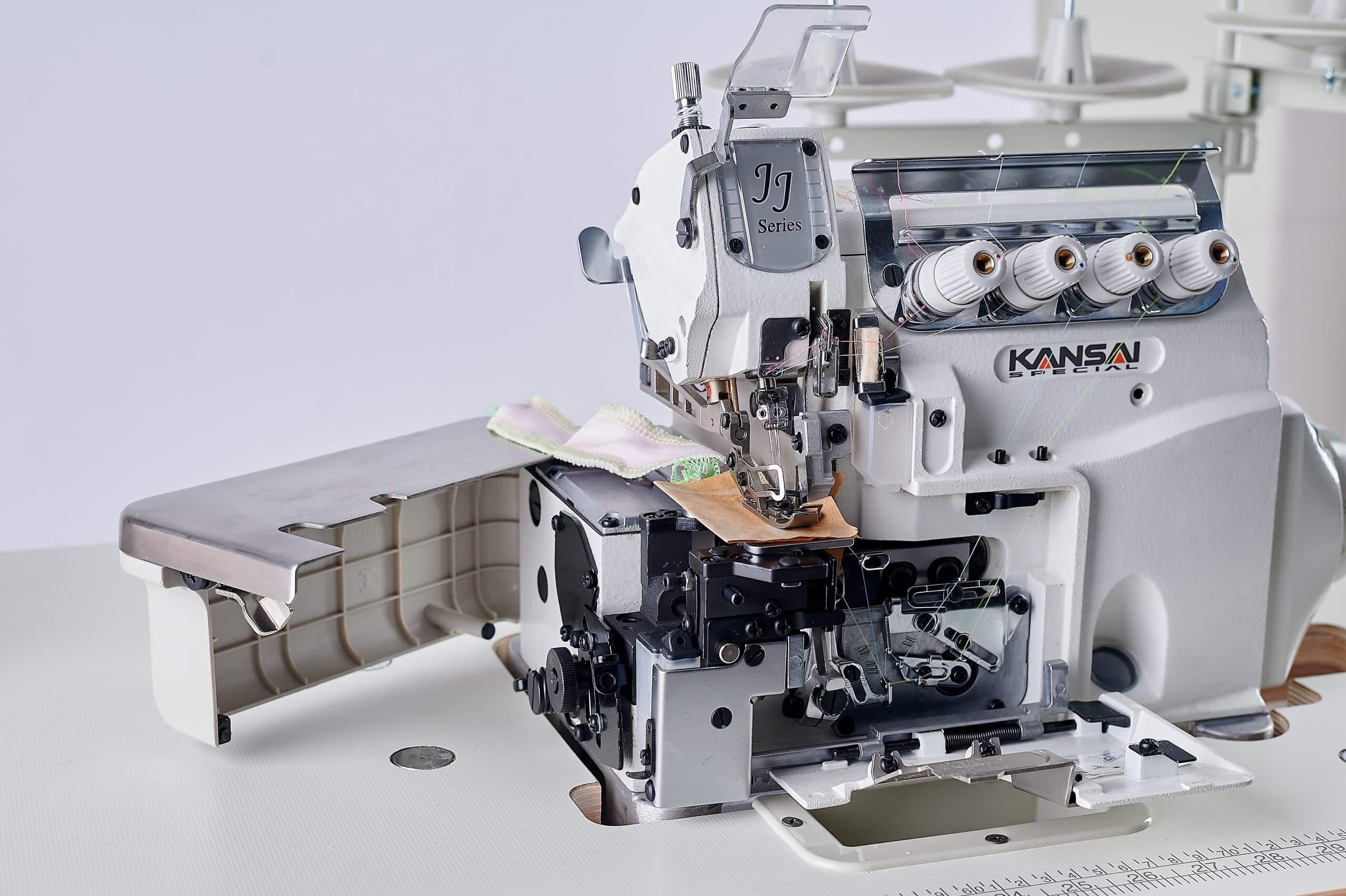 Оверлок KANSAI SPECIAL JJ-3014GH-40M 2Х4/DMR