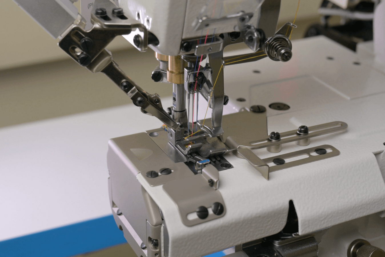 Плоскошовна швейна машина Jack K6-A-UTL-35AC*356