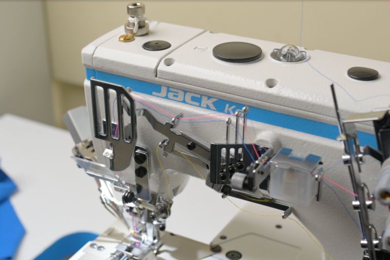 Плоскошовна швейна машина Jack K6-A-UTL-35AC*364