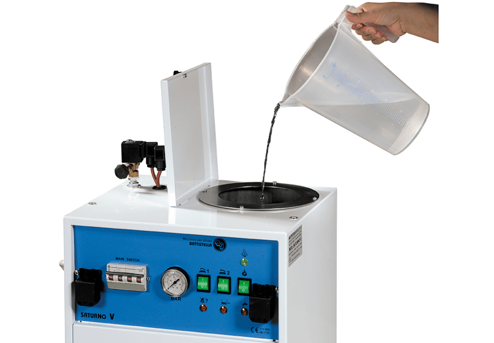 Парогенератор Battistella Saturno V 7 л, з 2 прасками та вбудованим баком 20 л
