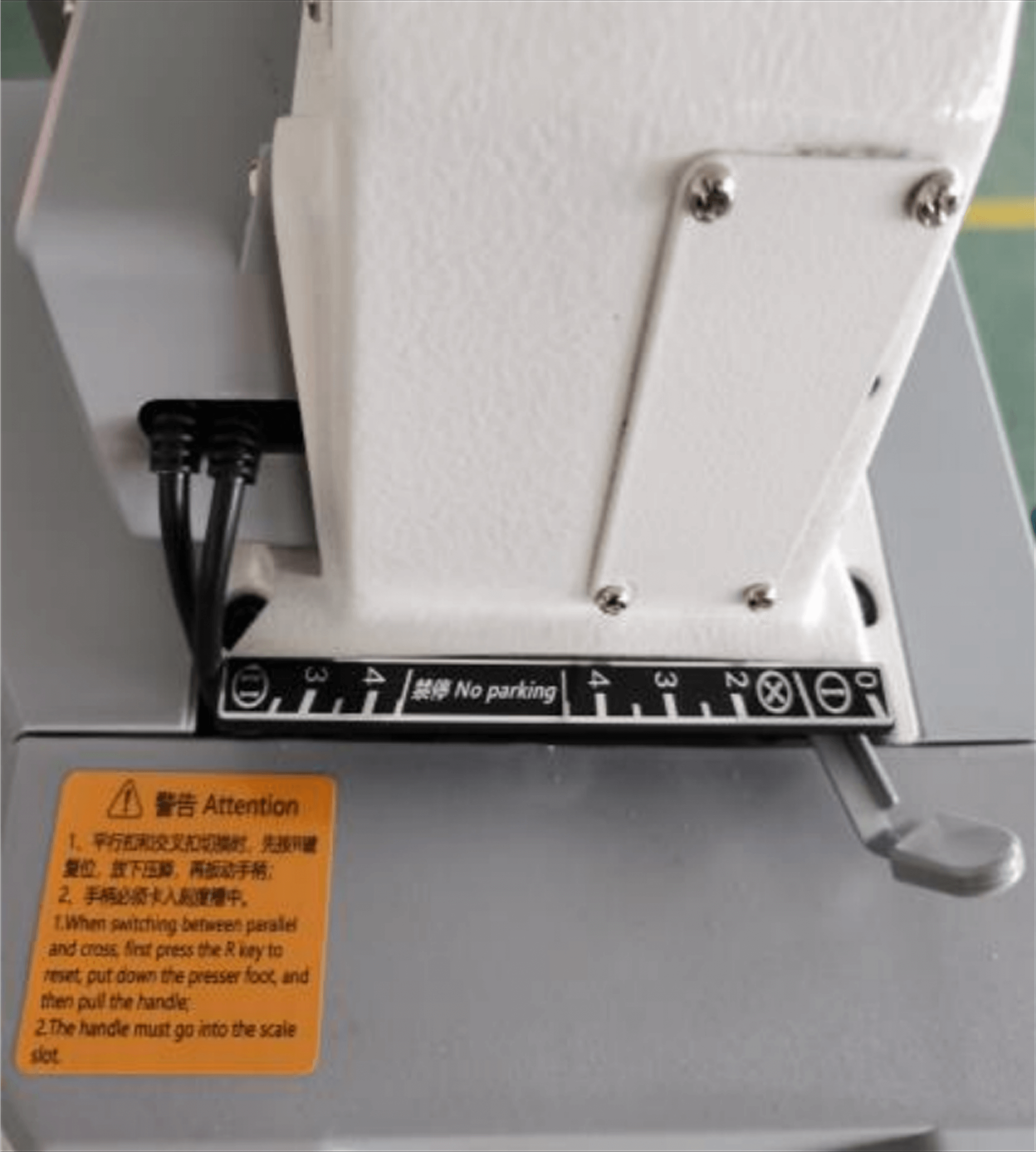 Ґудзикова швейна машина Jack JK-T1377G-Z напівавтомат