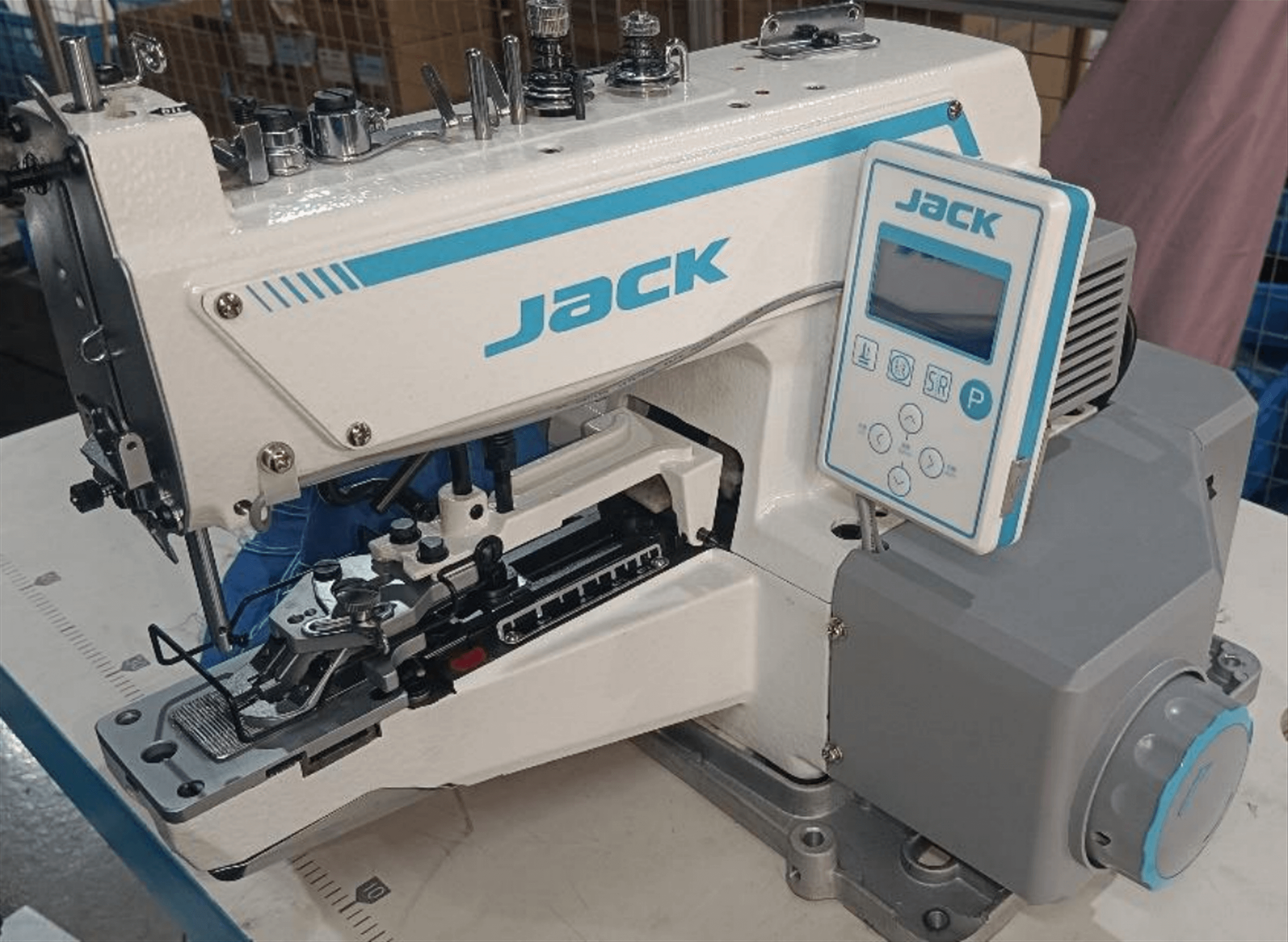 Ґудзикова швейна машина Jack JK-T1377G-Z напівавтомат