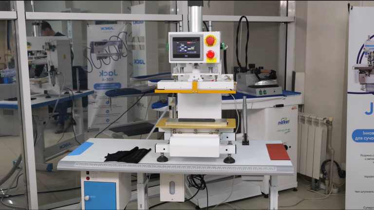 Прес дублювальний JEUX CS-767 spec B-A1A1-03200080 Juki